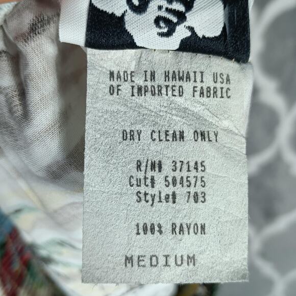 Hilo Hattie Shorts Womens Medium Hawaiian Rayon Beach Tropical Print Flowy - Picture 9 of 10